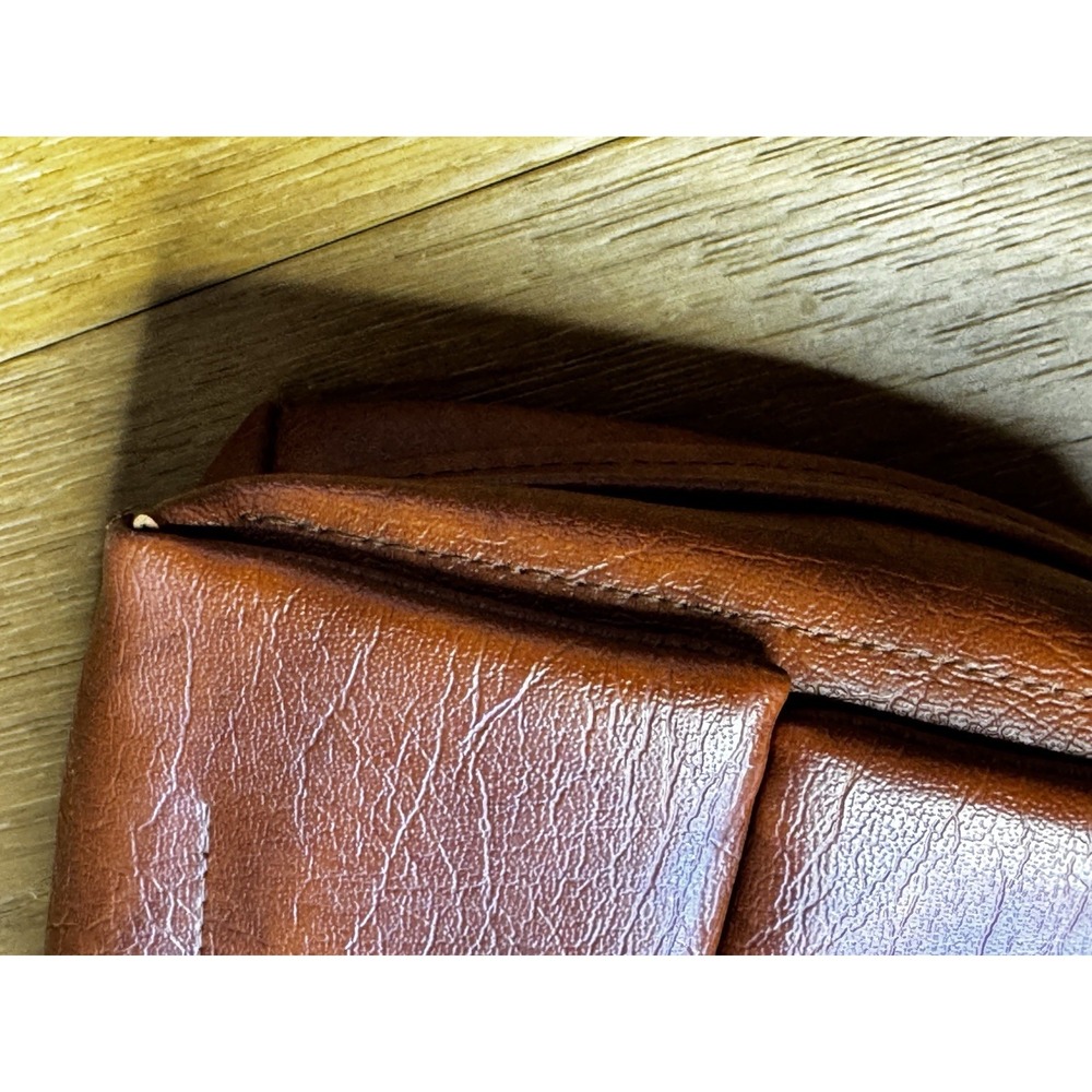 Vintage Flip Top Valet Kit by St Thomas 1970's - Picture 6 of 16